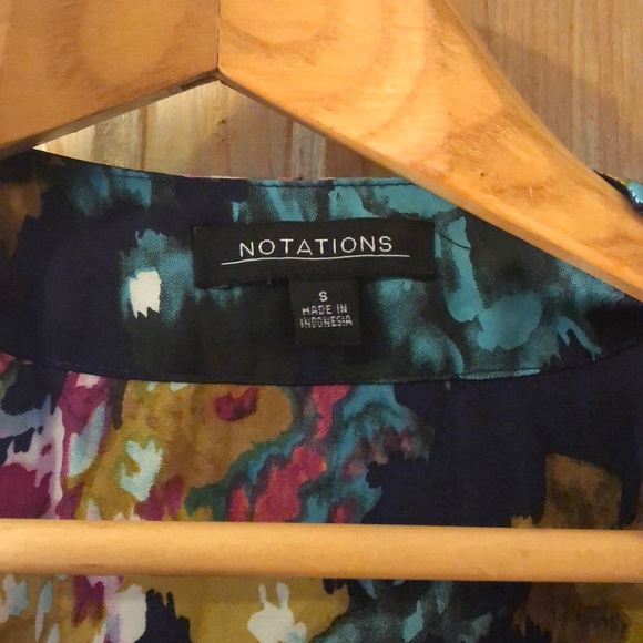 Floral Flutter Sleeve Blouse Size Small - Picture 4 of 6